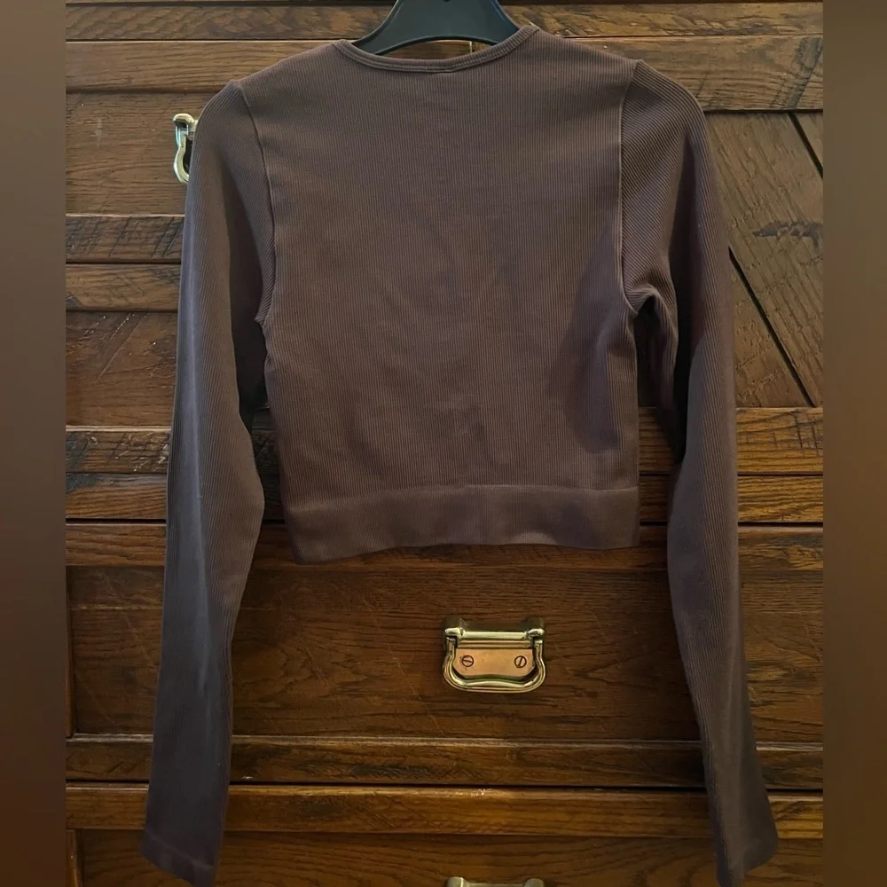 Aritzia The Group Babaton Brown Ribbed Knit Long Sleeve Size S